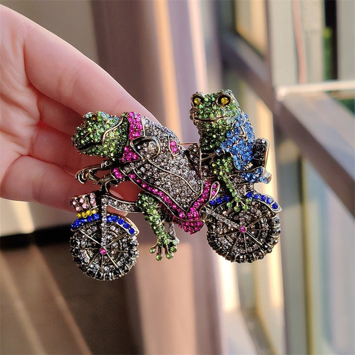 Medieval Ornament Vintage Frog Bicycle Brooch. front packet